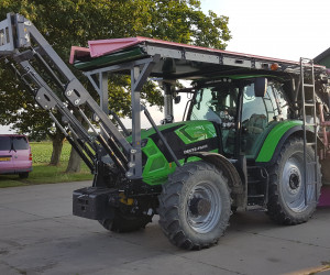 PLANTING ROOF + FRONTLOADER