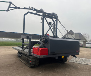 Zelfrijdende rups oogstmachine 